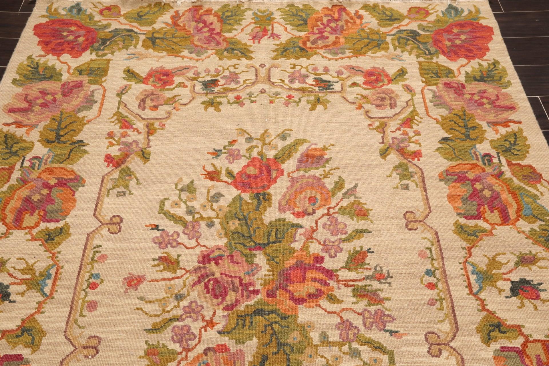 5'6" x 7'6" Hand Knotted Wool Rug - Image 5